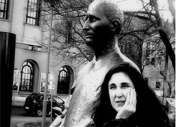 Emine Sevgi Özdamar, Malatya eta Berlin artean