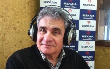 Irakurrieran: Bernardo Atxaga