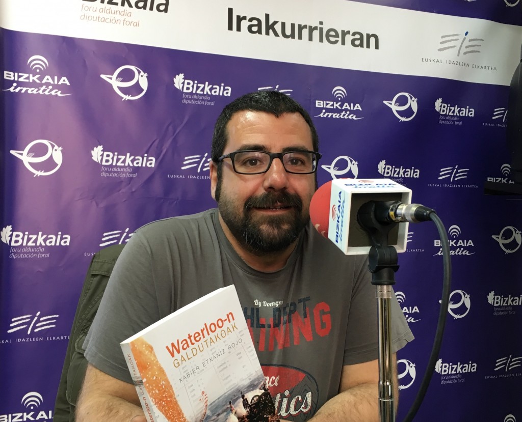 Xabier Etxaniz Rojorekin solasean Irakurrieranen