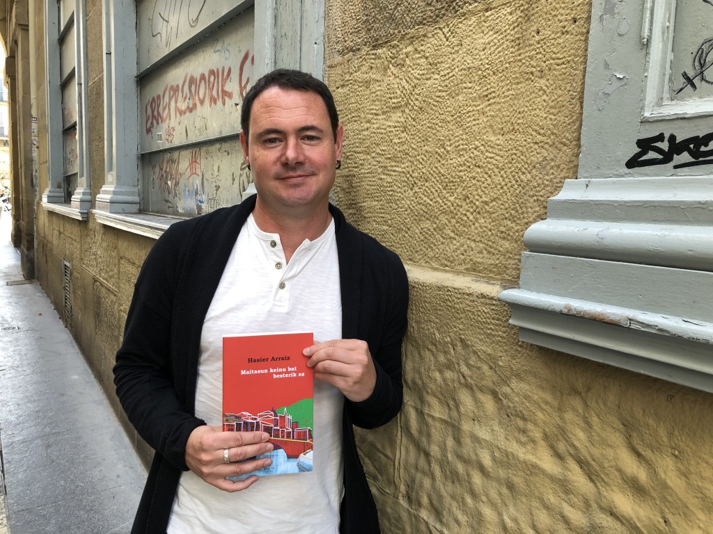 Hasier Arraizen “Maitasun keinu bat besterik ez” aurkezteko solasaldiak