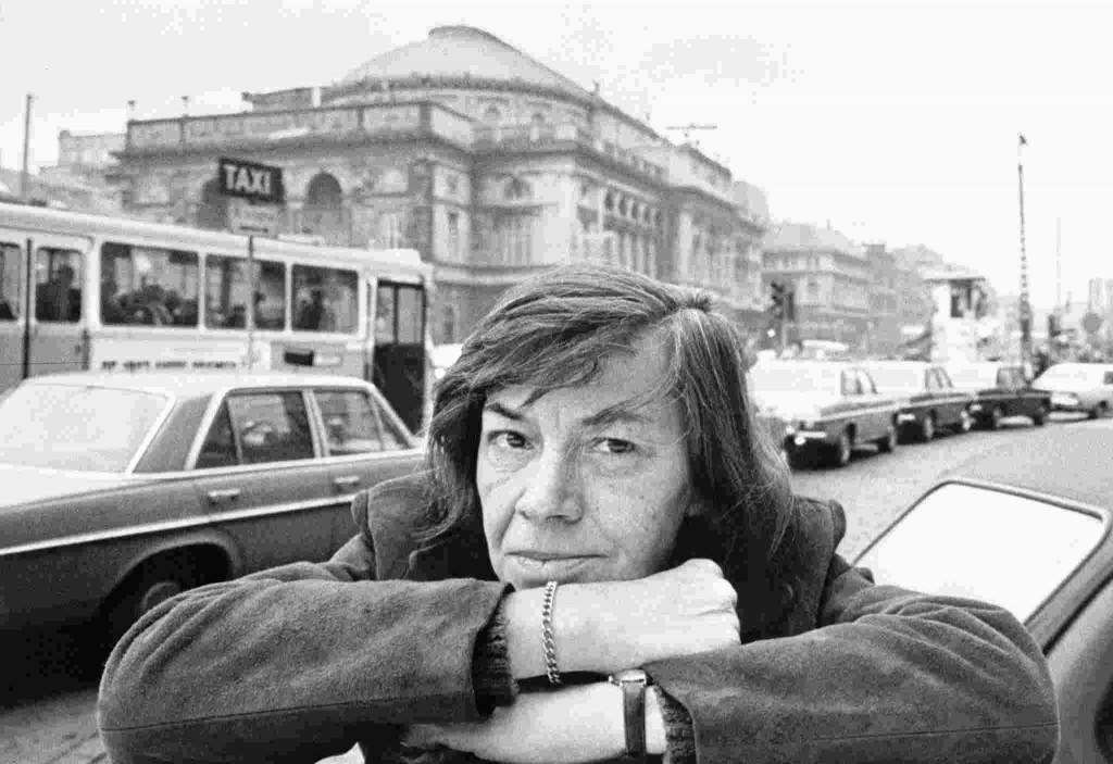 Patricia Highsmithen mendeurrenean, errepaso bat haren euskarazko uztari