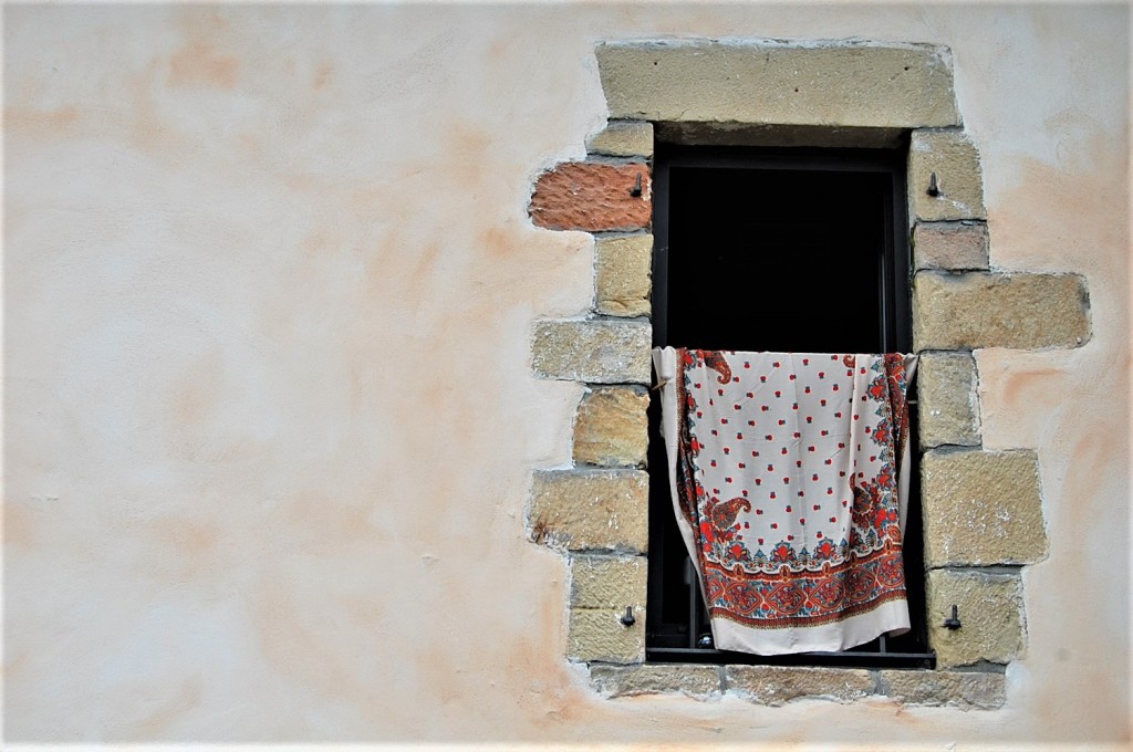 Garazi Ugalderen poema: «Habitatzeko moduak»